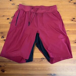 Lululemon Men's Shorts Medium Athletic Shorts Burgundy Lined 9 Inch Inseam 30-32